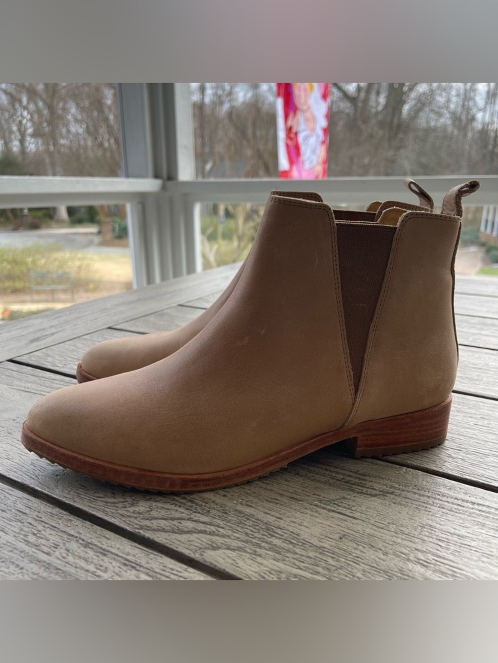 Nisolo Eva Women's Everyday Almond  Chelsea Ankle Boots Size 8.5